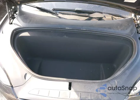 2024 Tesla Model X Long Range z USA, uszkodzony, nr VIN 7SAXCDE57RF458752